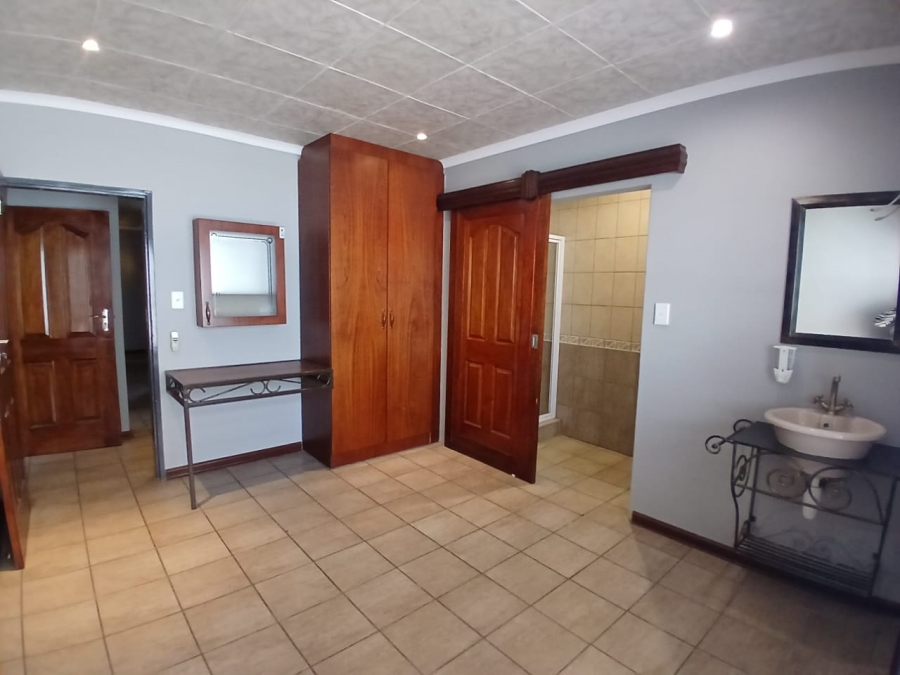 To Let commercial Property for Rent in Bodorp North West